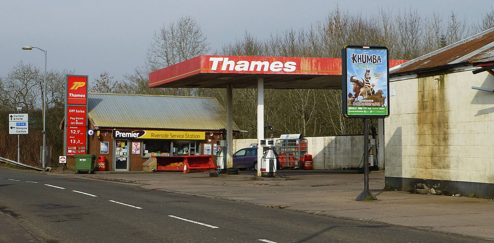 Thames petrol station in Milton
